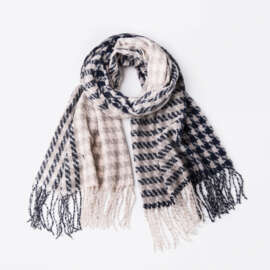 belle-cherie-apparel-houndtooth-fleece-scarf-square